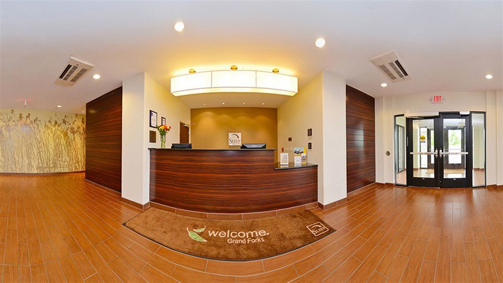 Sleep & Near Alerus Center Hotel